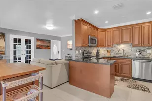 921 N 31st Ct, Hollywood, FL 33021 - Photo 36