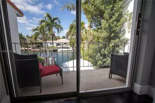 2117 NE 123rd St, North Miami, FL 33181 - Photo 10