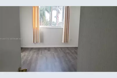 1251 NE 108th St #215, Miami, FL 33161 - Photo 2