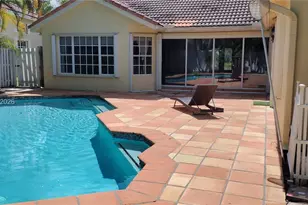 659 Verona Pl, Weston, FL 33326 - Photo 46