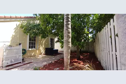 659 Verona Pl #659, Weston, FL 33326 - Photo 48
