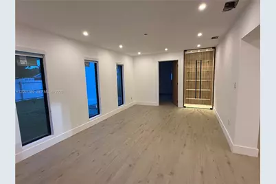 12810 SW 18th St, Miami, FL 33175 - Photo 4