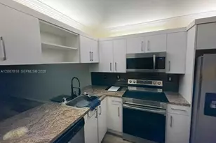 709 Curtiss Pkwy, Miami Springs, FL 33166 - Photo 6