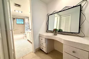 1001 Hillcrest Ct, Hollywood, FL 33021 - Photo 10