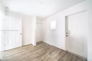 2406 NW 67th St, Miami, FL 33147 - Photo 30