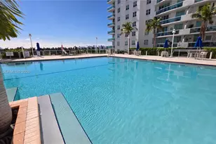 7900 Harbor Island Dr, North Bay Village, FL 33141 - Photo 40