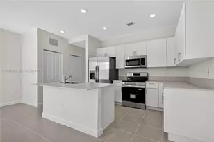 13873 SW 261st St, Homestead, FL 33032 - Photo 14