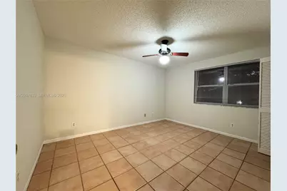 11251 SW 13th St #201, Pembroke Pines, FL 33025 - Photo 8