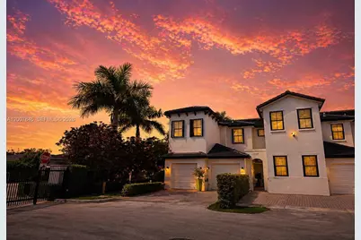 22405 SW 102nd Ave, Miami, FL 33190 - Photo 2