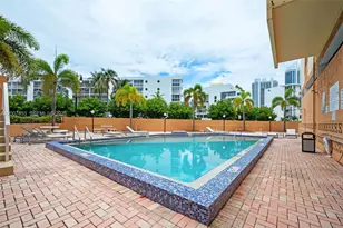 200 178th Dr, Sunny Isles Beach, FL 33160 - Photo 32