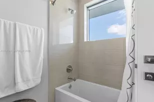 3250 NE 188th St, Aventura, FL 33180 - Photo 26