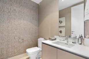 3250 NE 188th St, Aventura, FL 33180 - Photo 10