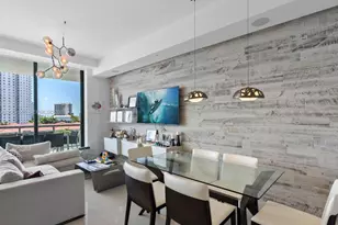 3250 NE 188th St, Aventura, FL 33180 - Photo 2