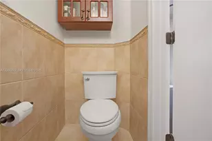716 SW 122nd Ave, Pembroke Pines, FL 33025 - Photo 22