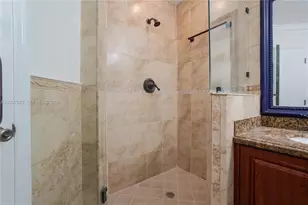716 SW 122nd Ave, Pembroke Pines, FL 33025 - Photo 18