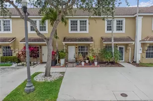 716 SW 122nd Ave, Pembroke Pines, FL 33025 - Photo 30