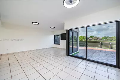 10340 NW 5th Ter #1-26, Miami, FL 33172 - Photo 4