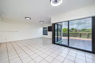 10340 NW 5th Terrace, Miami, FL 33172 - Photo 4