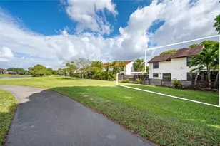 10340 NW 5th Terrace, Miami, FL 33172 - Photo 38