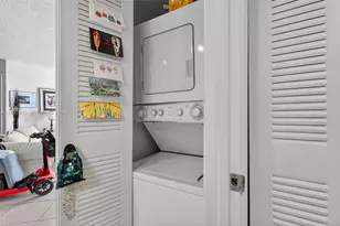 19195 NE 36th Ct, Aventura, FL 33180 - Photo 30