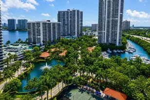 19195 NE 36th Ct, Aventura, FL 33180 - Photo 6