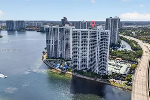 19195 NE 36th Ct, Aventura, FL 33180 - Photo 44