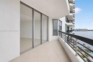 19195 NE 36th Ct, Aventura, FL 33180 - Photo 10