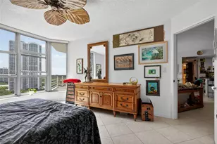 19195 NE 36th Ct, Aventura, FL 33180 - Photo 18
