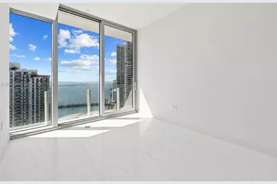 300 Biscayne Boulevard Way #4201E, Miami, FL 33131 - Photo 16