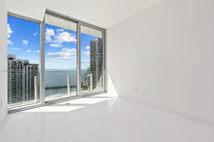 300 Biscayne Blvd Way, Miami, FL 33131 - Photo 16