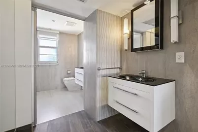 5255 Collins Ave #7G, Miami Beach, FL 33140 - Photo 6