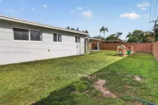 4865 SW 94th Ave, Miami, FL 33165 - Photo 26