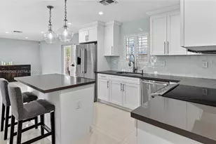 4865 SW 94th Ave, Miami, FL 33165 - Photo 8