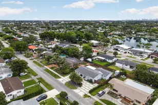 4865 SW 94th Ave, Miami, FL 33165 - Photo 30