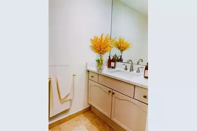 5600 Collins Ave #15B, Miami Beach, FL 33140 - Photo 6