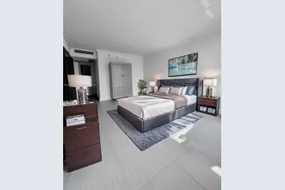 5600 Collins Ave #15B, Miami Beach, FL 33140 - Photo 4