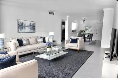 5600 Collins Ave #15B, Miami Beach, FL 33140 - Photo 2