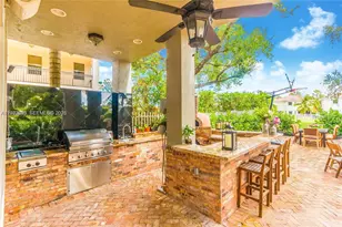 19471 NE 14th Ct, Miami, FL 33179 - Photo 32
