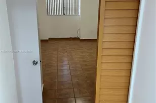 10525 SW 112th Ave, Miami, FL 33176 - Photo 10