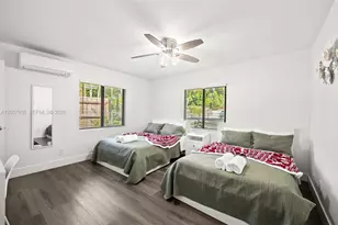 13840 NW 5th Ct, North Miami, FL 33168 - Photo 18