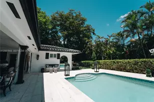 16241 W Troon Cir, Miami Lakes, FL 33014 - Photo 14