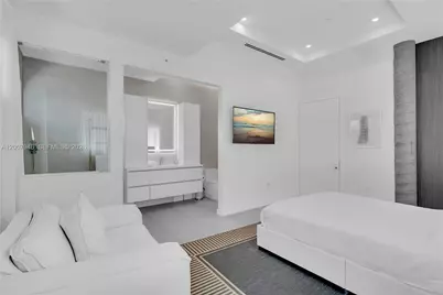 11 Century Ln, Miami Beach, FL 33139 - Photo 10