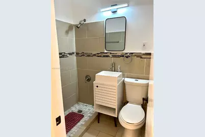 215 30th St #17, Miami Beach, FL 33140 - Photo 8