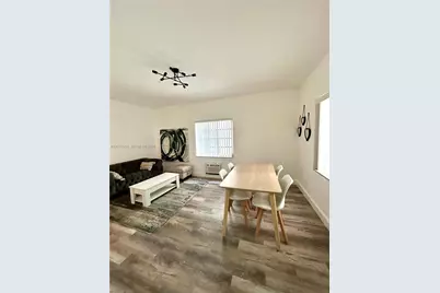 215 30th St #17, Miami Beach, FL 33140 - Photo 2