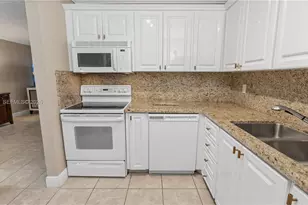 6315 Bay Club Dr, Fort Lauderdale, FL 33308 - Photo 10