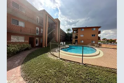2330 NW 11th St #33, Miami, FL 33125 - Photo 10