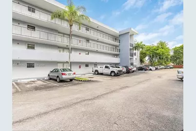 13870 SW 62nd St #208, Miami, FL 33183 - Photo 8