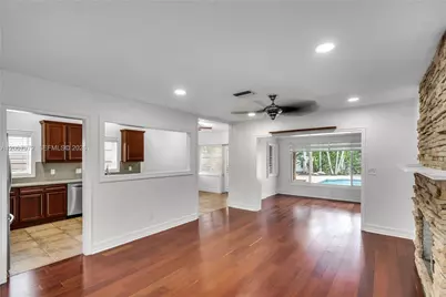 720 NE 17th Ter, Fort Lauderdale, FL 33304 - Photo 6
