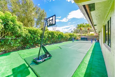 2900 NW 25th Way, Boca Raton, FL 33434 - Photo 30
