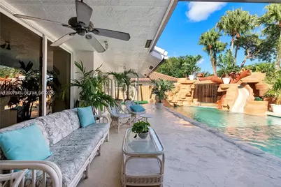 2900 NW 25th Way, Boca Raton, FL 33434 - Photo 32